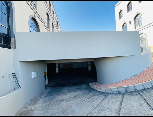2,224M² OFFICE FOR SALE IN GRAND CENTRAL